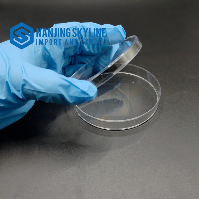 Sterile Petri Dish Disposable Tissue Cell Culture Plate Plastic 90*15mm 1 room