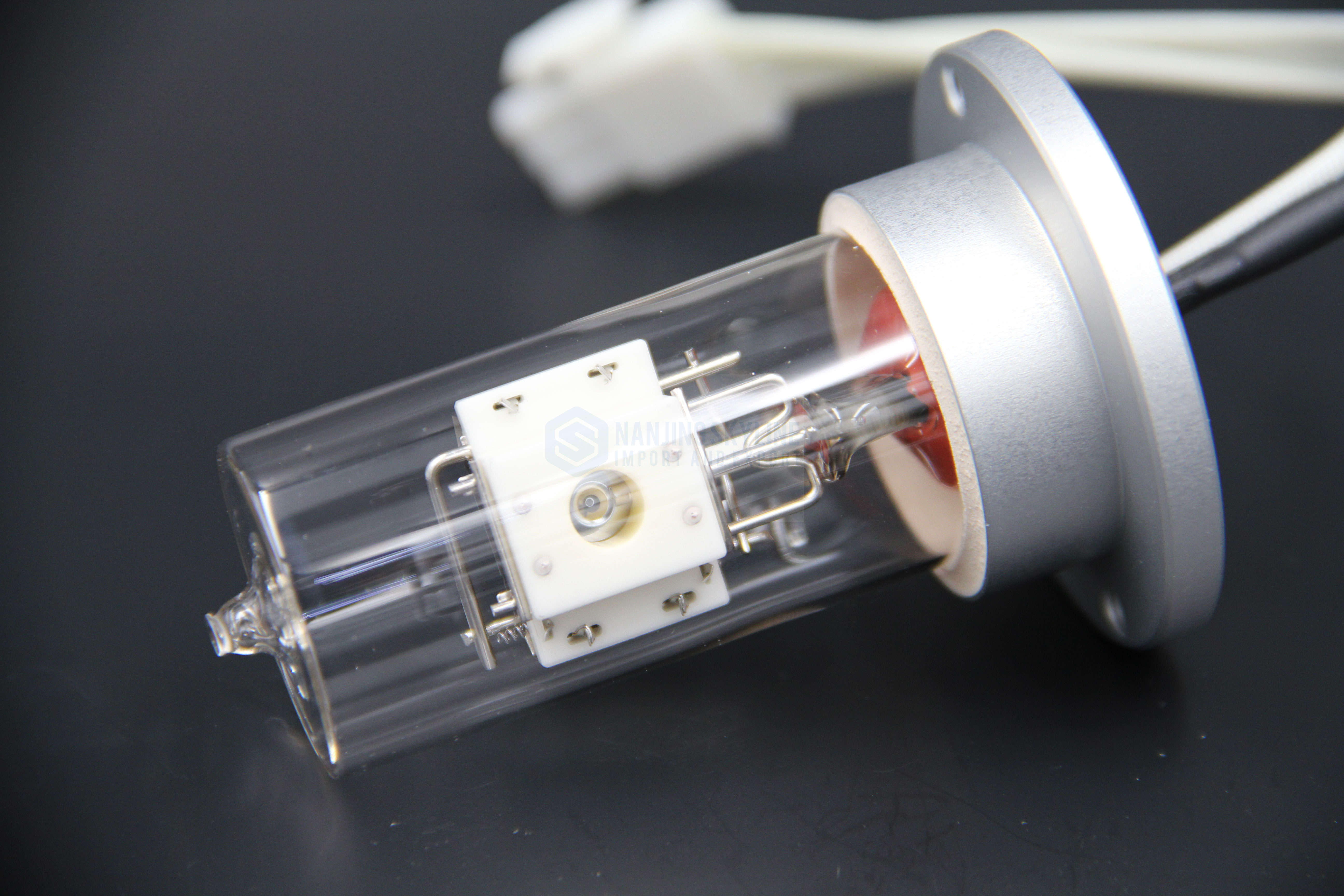 Shimadzu LC2010 Deuterium Lamp