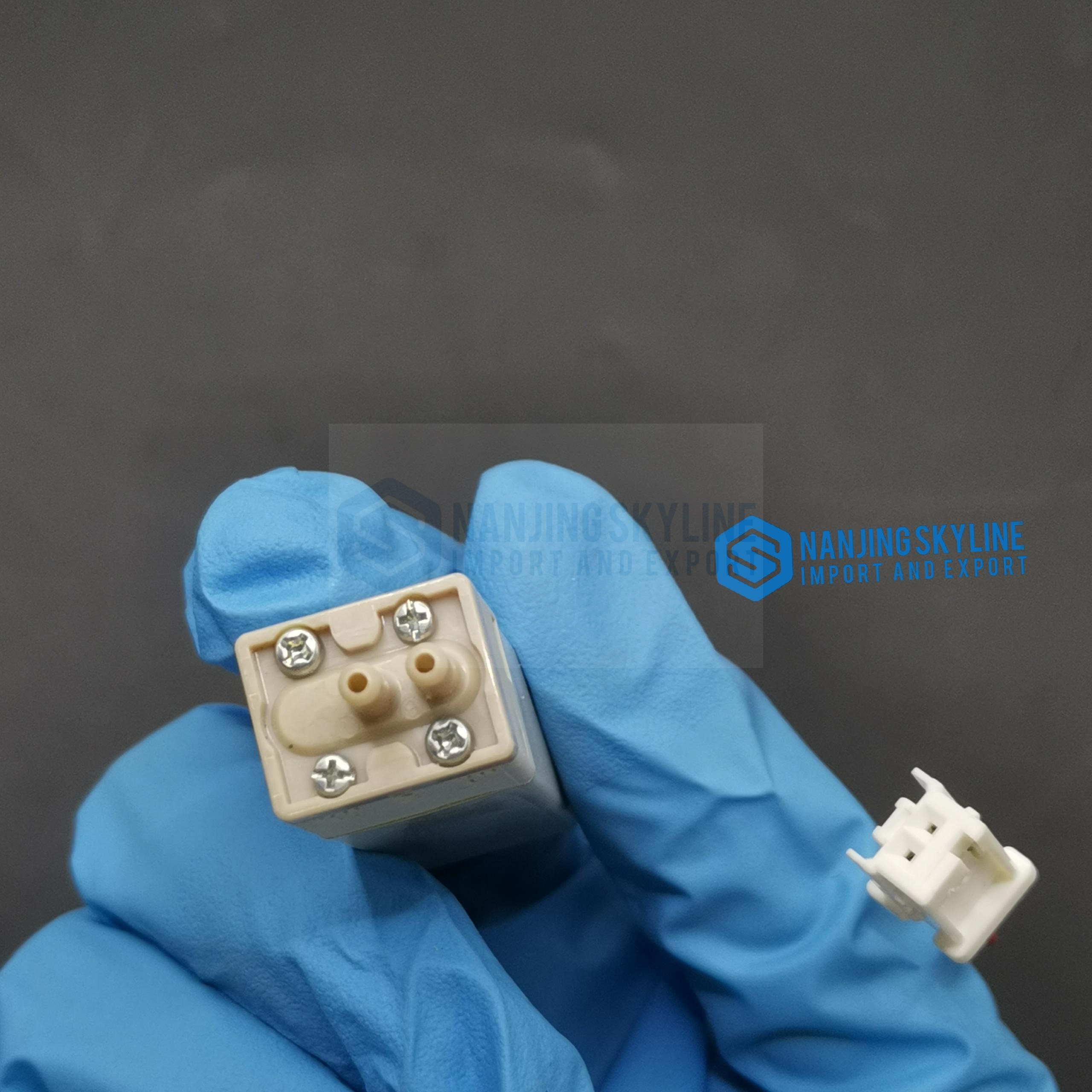 SMC LVM10R1-6A 2way Valve 