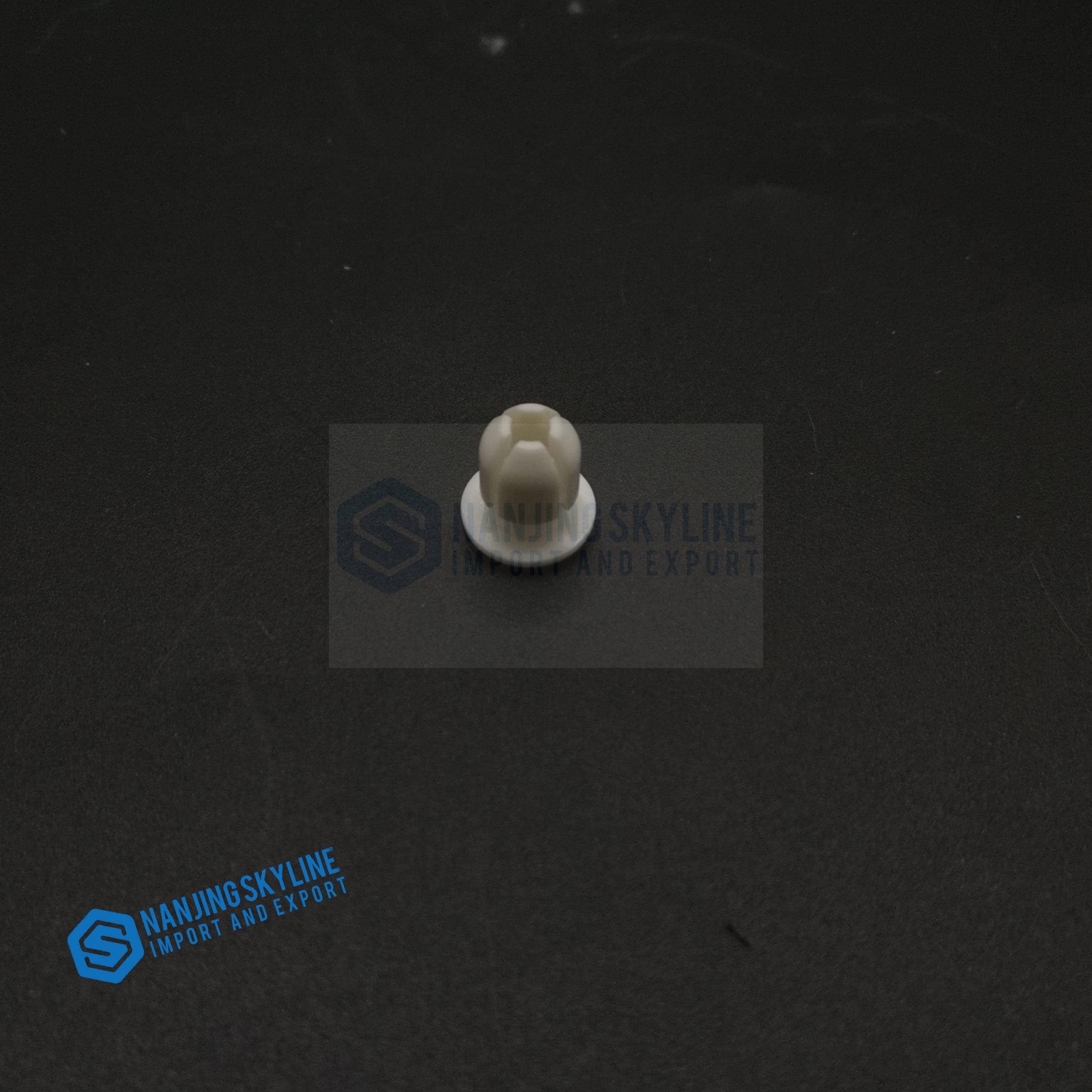 Hitachi biochemistry analyzer 7070443 Grommet Nylatch White