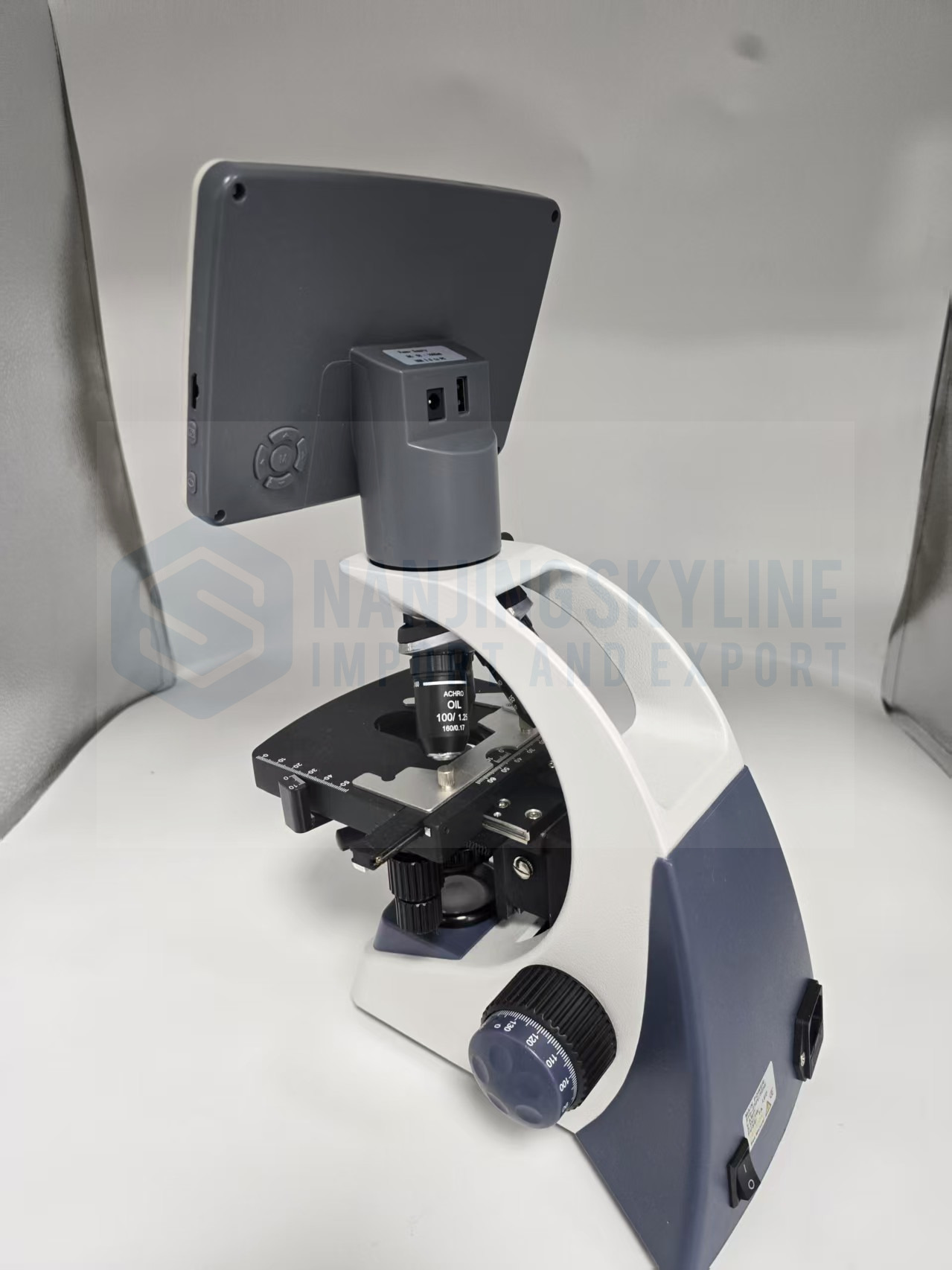 Microscope with 7 Inch IPS300 LCD
