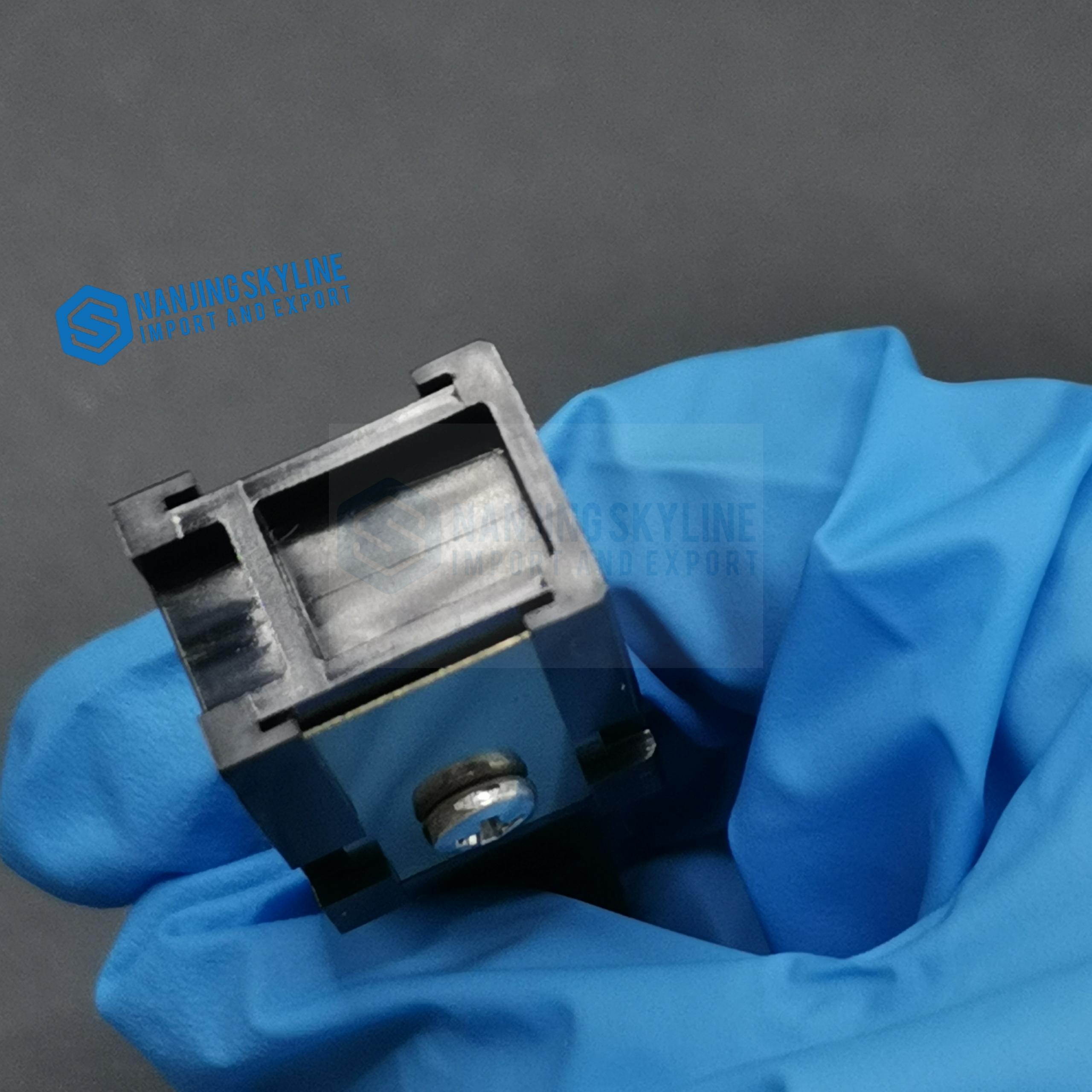 Sysmex hematology analyzer XT1800 XT2000 XT4000 HAND CLIPPER S#4 ASSY (C8/XT) 92381080