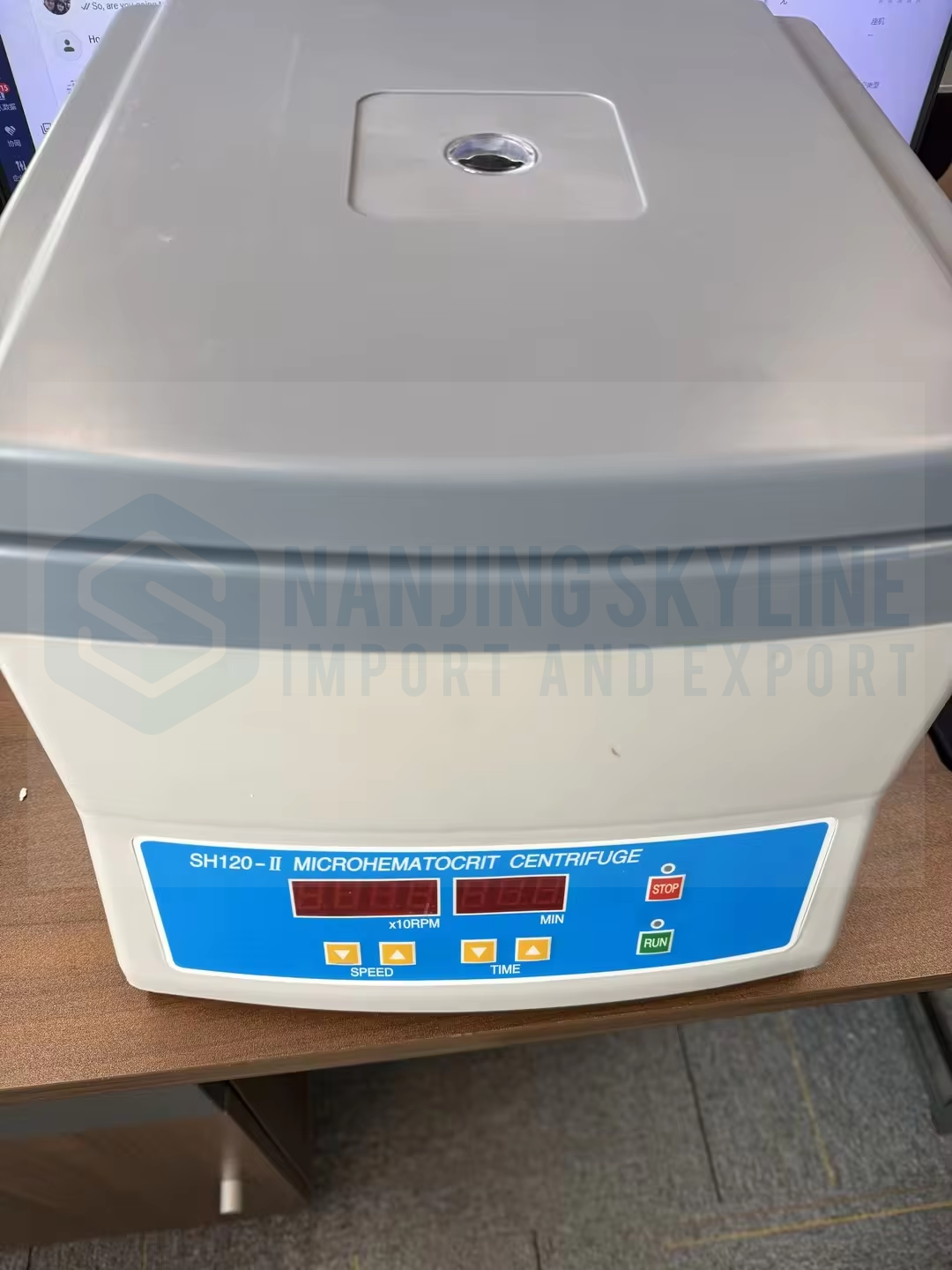 Microhematocrit Centrifuge SH120-II 